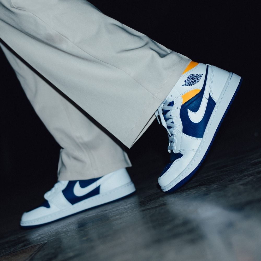 Air Jordan 1 Mid White Deep Royal Blue