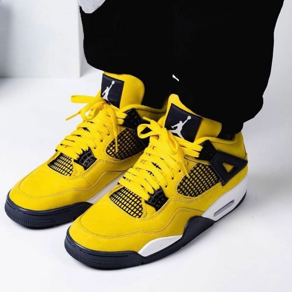 Air Jordan 4 Retro Lightning Yellow 2021
