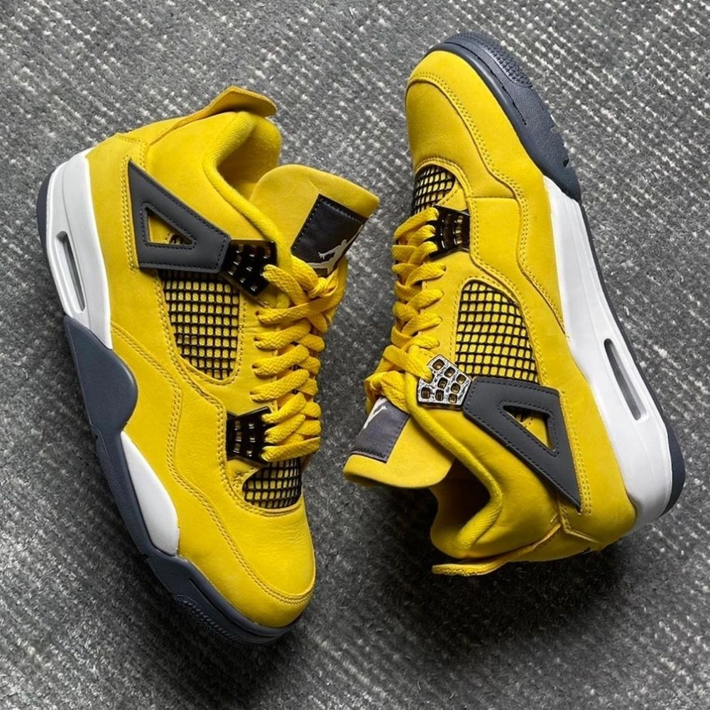 Air Jordan 4 Retro Lightning Yellow 2021