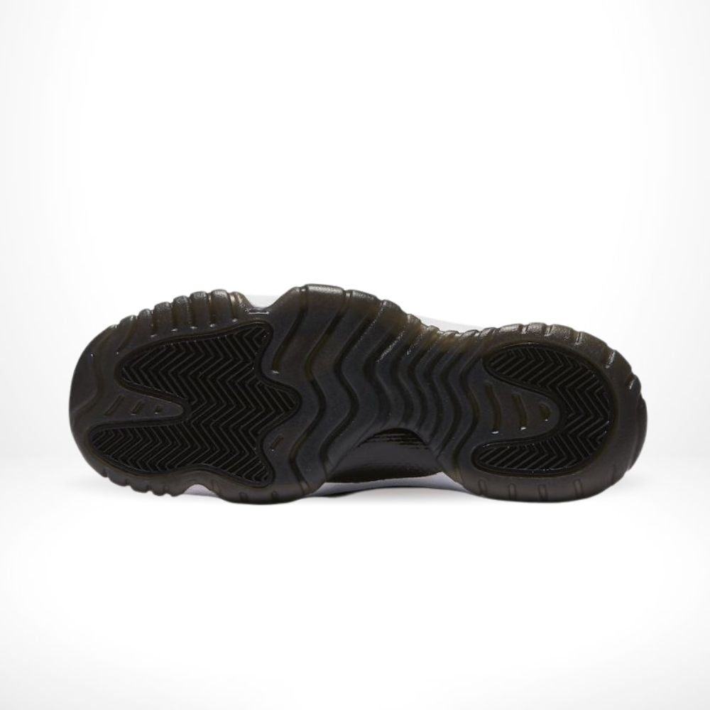 Air Jordan 11 Retro Heiress Black Stingray