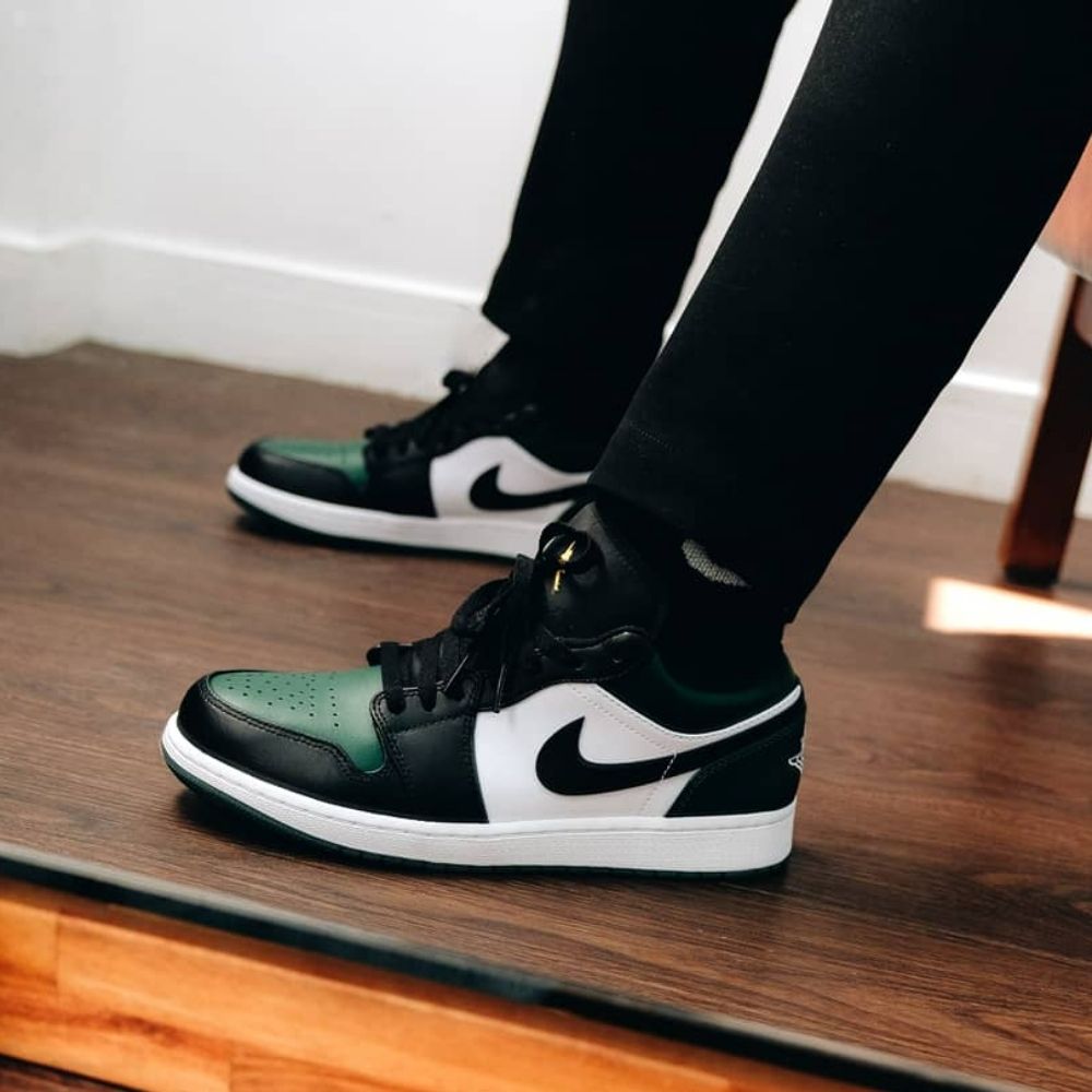 Air Jordan 1 Low Green Toe