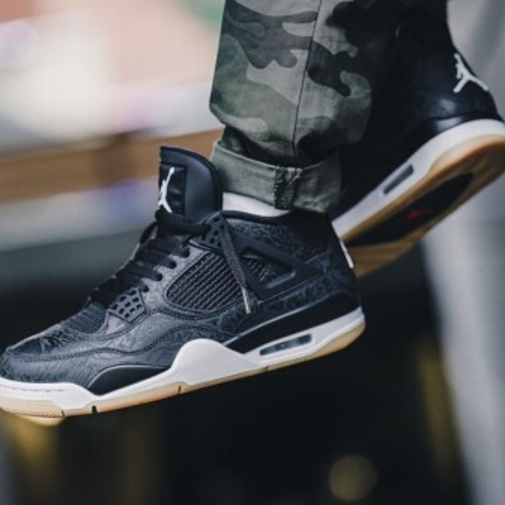 Air Jordan 4 Retro Laser Black