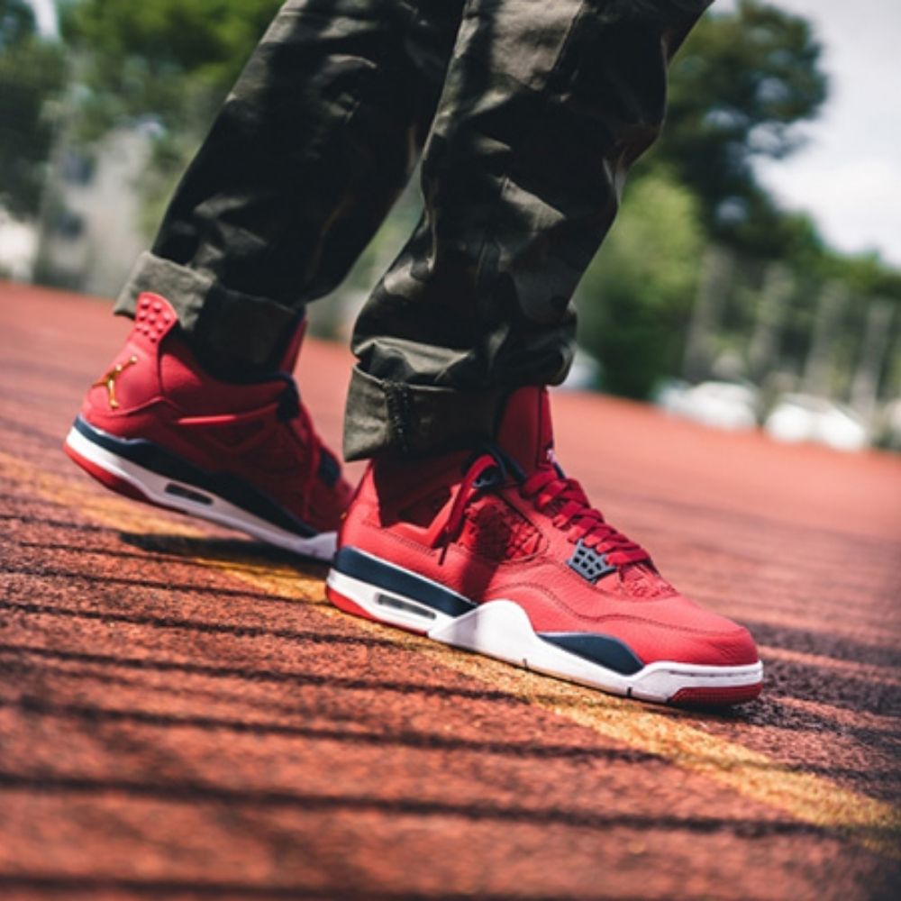 Air Jordan 4 Retro FIBA Red