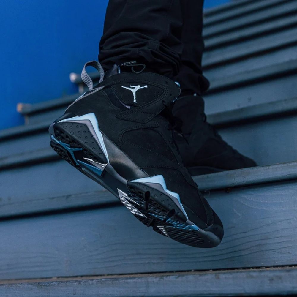 Air Jordan 7 Retro Chambray Black Blue