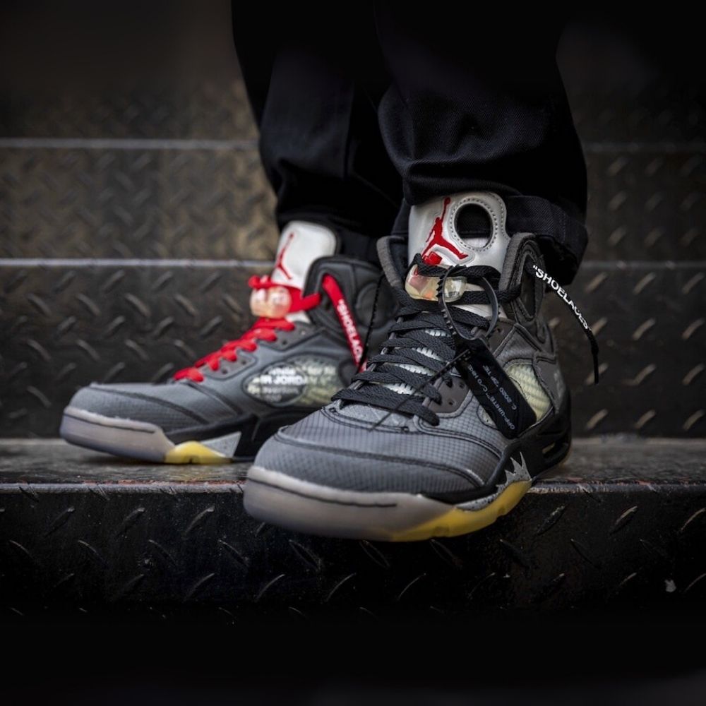 Air Jordan 5 Retro SP x Off White Muslin