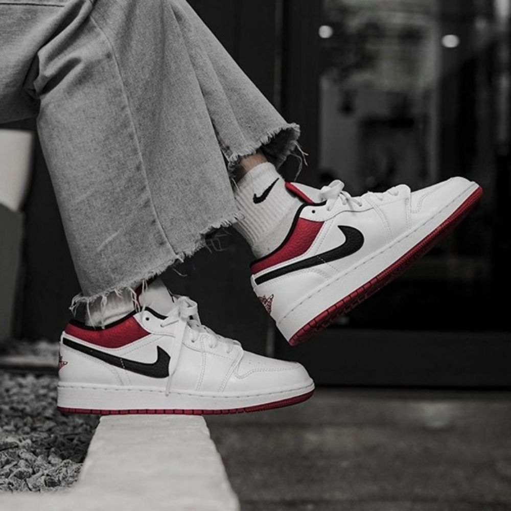 Air Jordan 1 Low White University Red