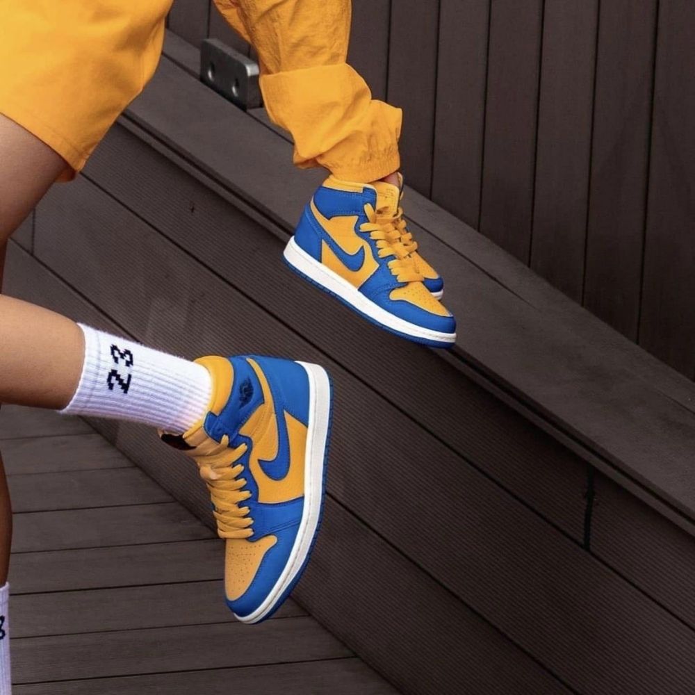 Air Jordan 1 Retro High OG Reverse Laney Varsity Maize
