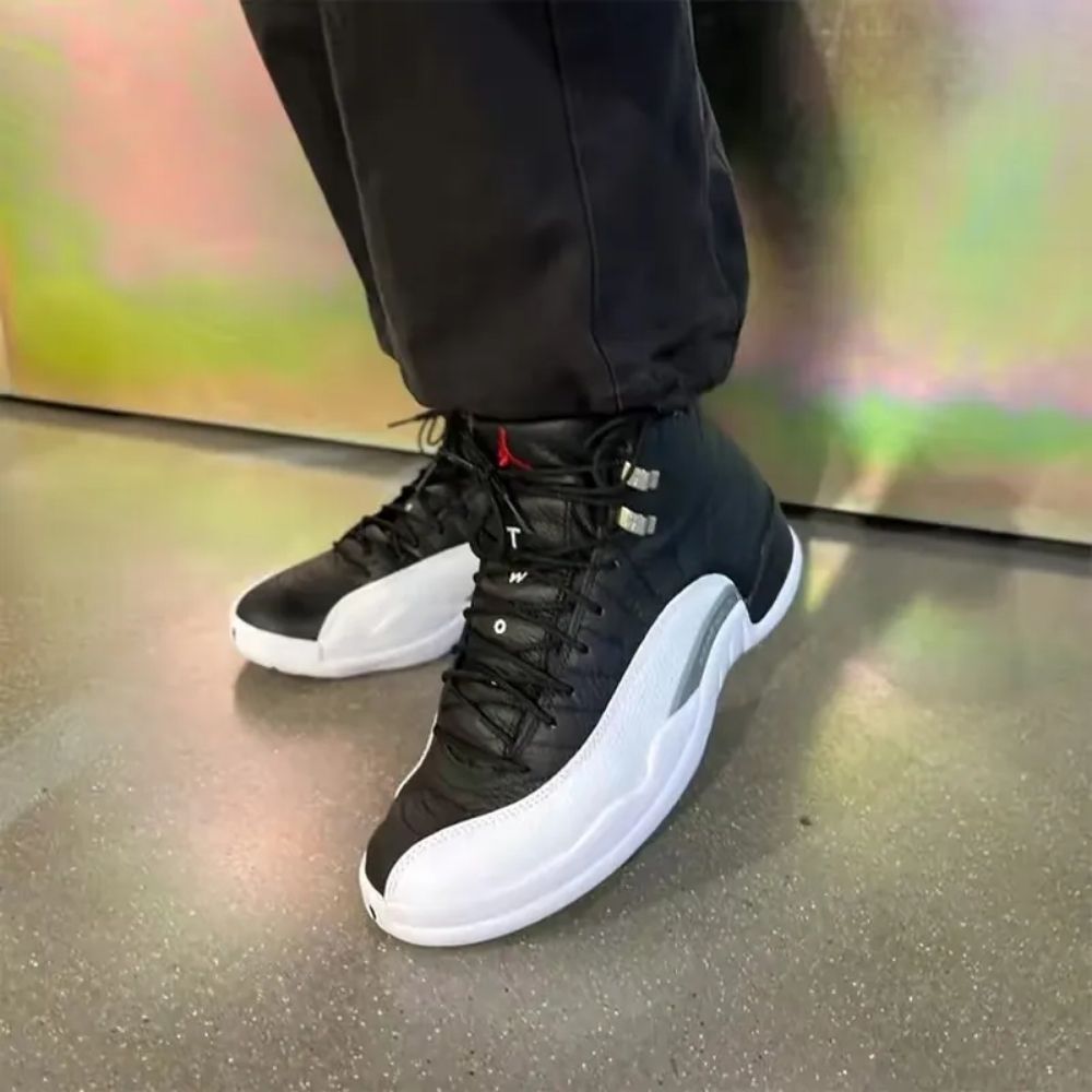 Air Jordan 12 Retro Playoff Black White 2022