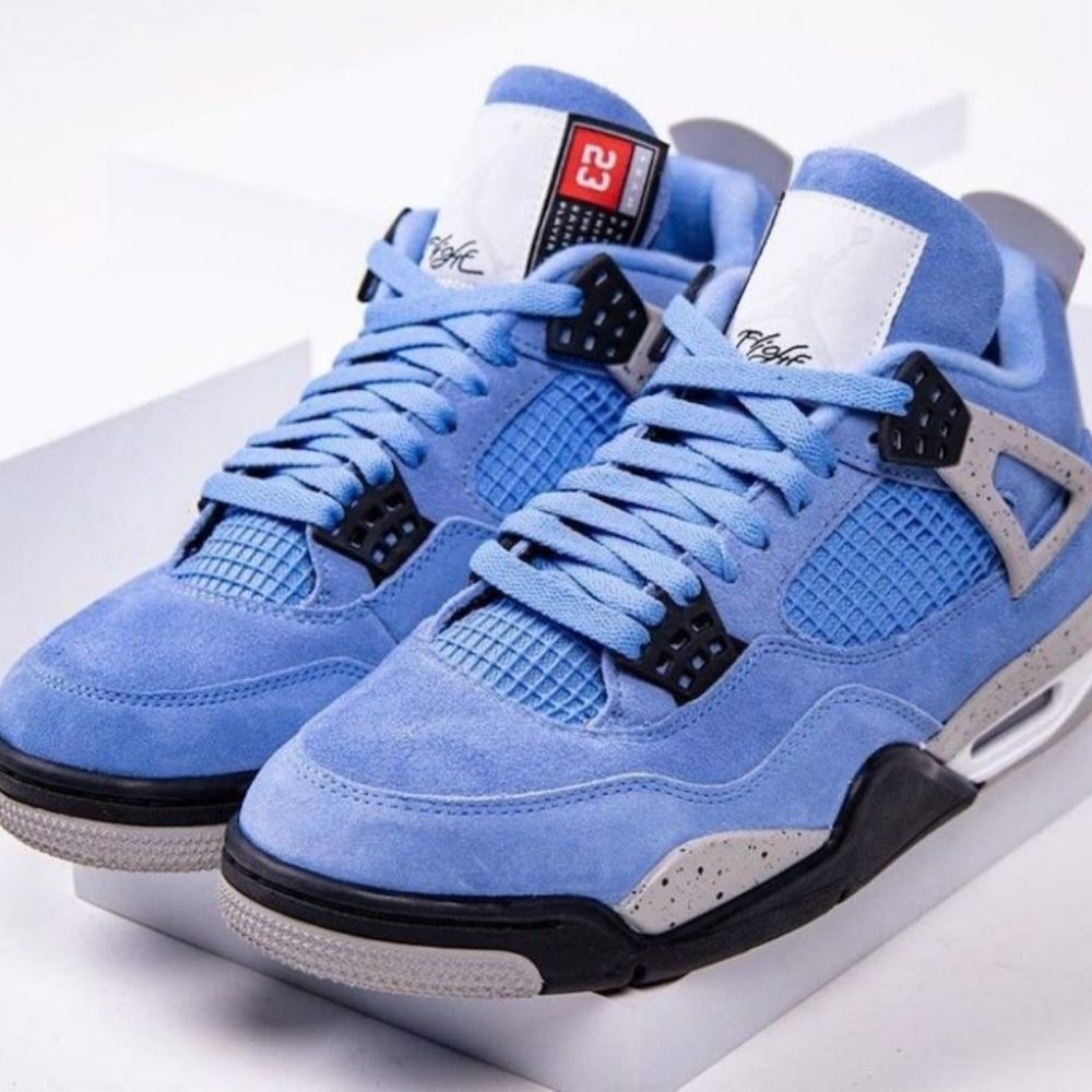 Air Jordan 4 Retro University Blue