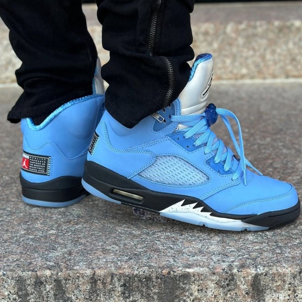 Air Jordan 5 Retro UNC University Blue