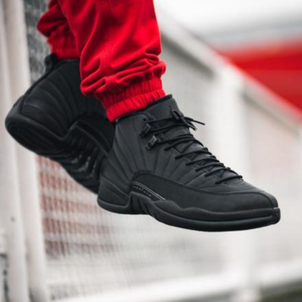 Air Jordan 12 Retro Winterized Triple Black