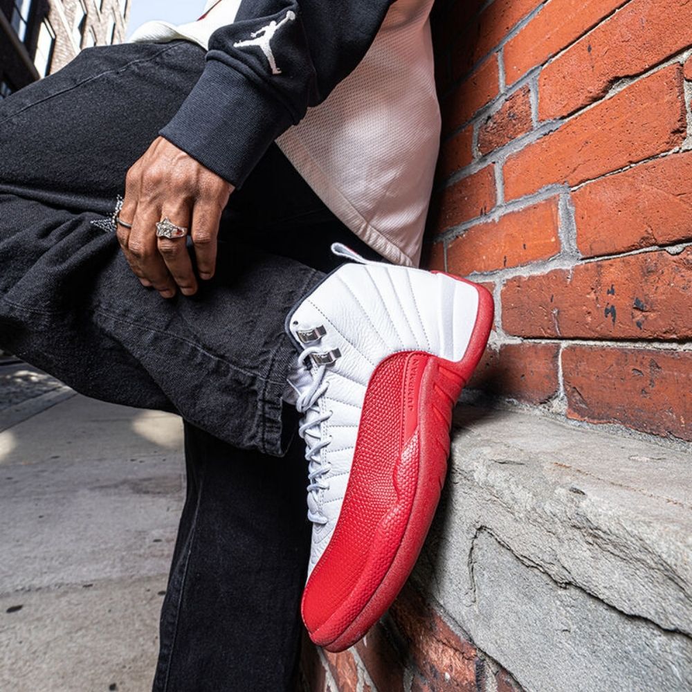 Air Jordan 12 Retro Cherry Varsity Red 2023
