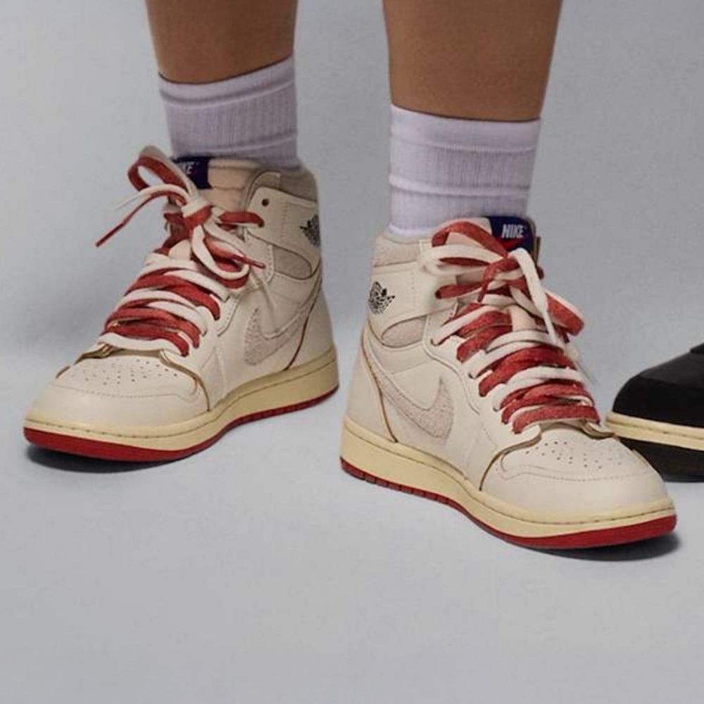 Air Jordan 1 Rare Air Cinnaba Sail Light Bone