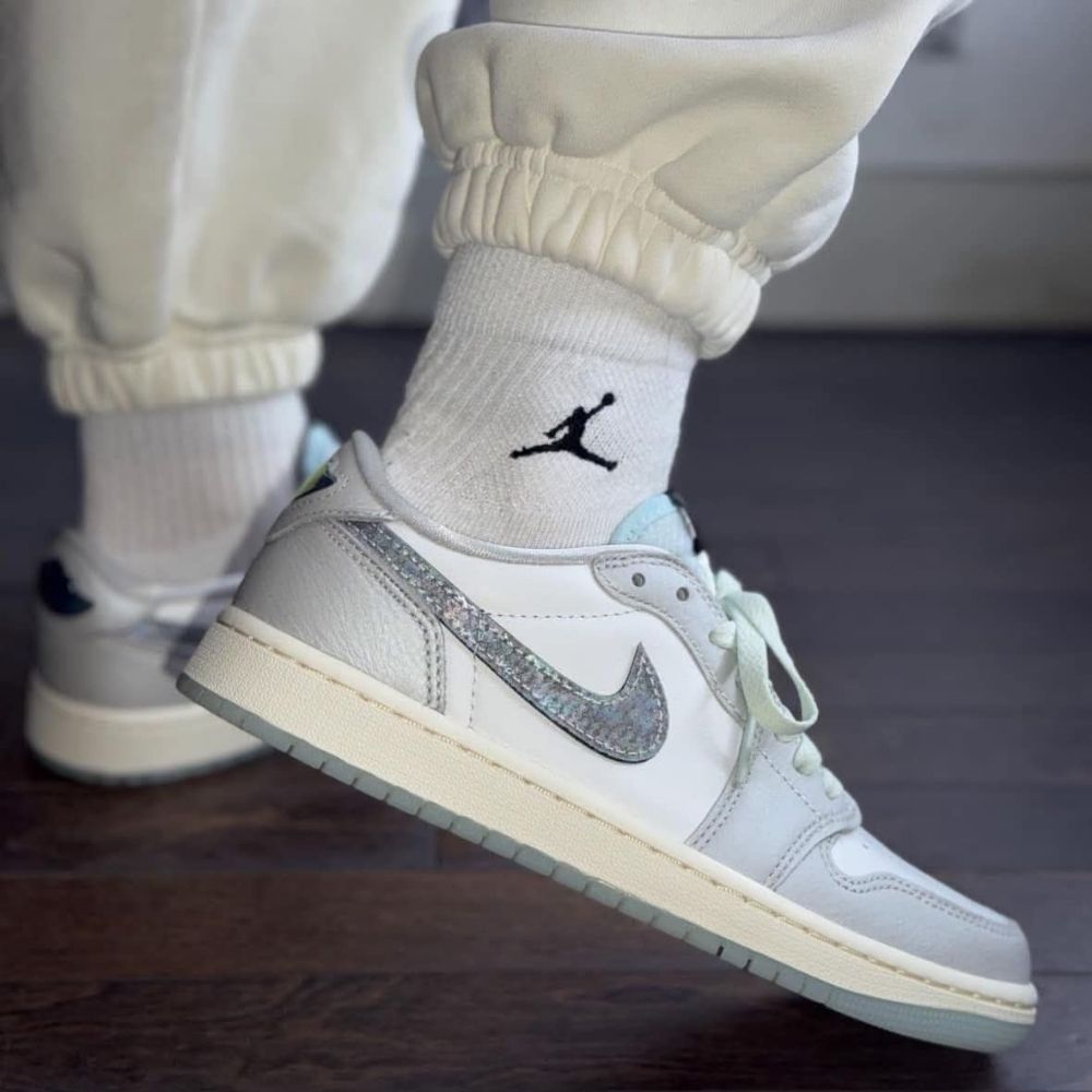 Air Jordan 1 Retro Low OG Year of the Snake Summit White Grey