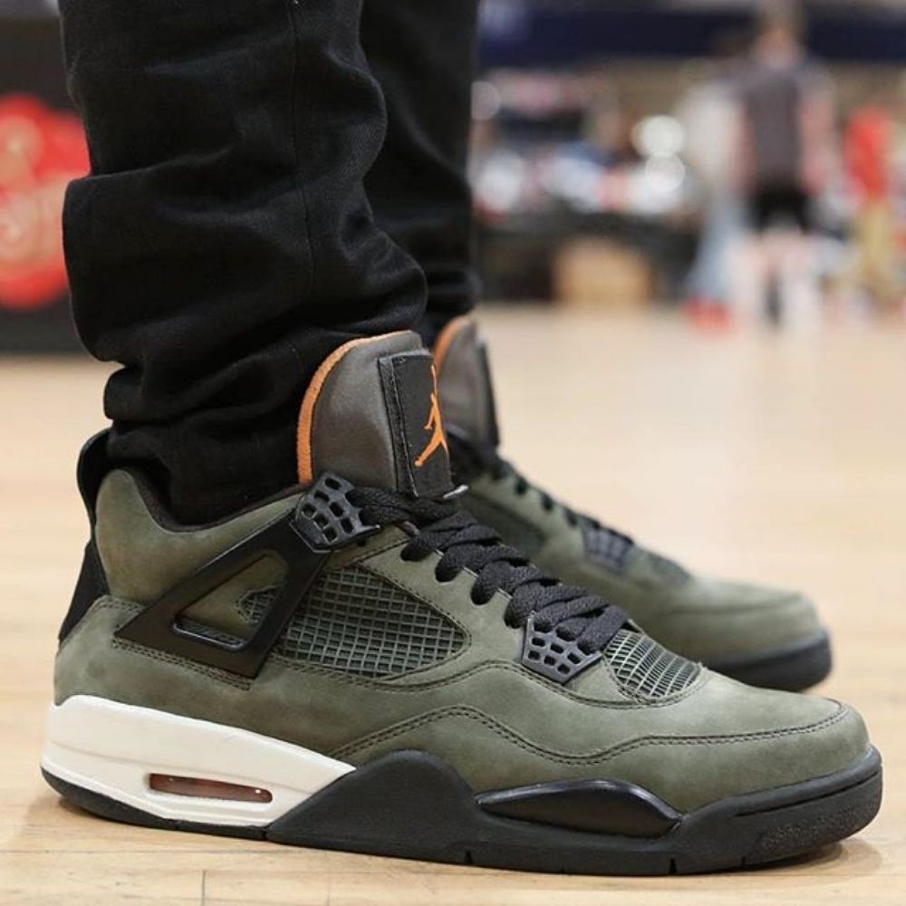 Air Jordan 4 x Undefeated OG Deep Green 2025