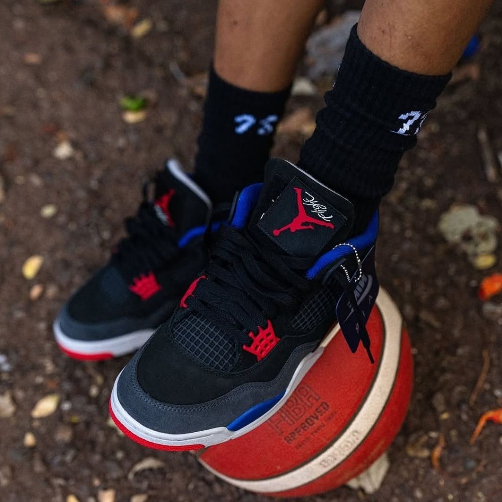 Air Jordan 4 Rare Air Black Blue 2025