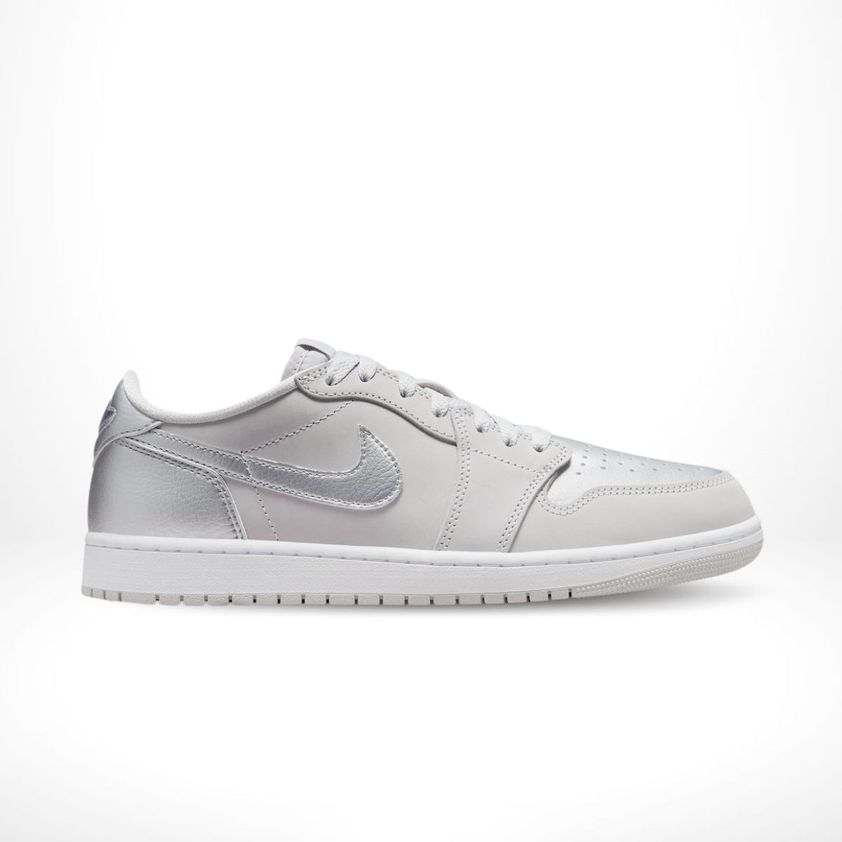 Air Jordan 1 Retro Low OG Metallic Silver