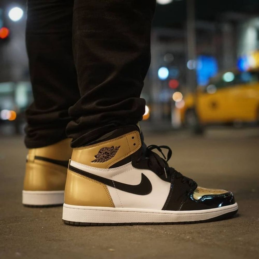 Air Jordan 1 High Golf Patent Gold Toe