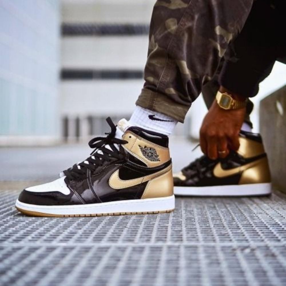 Air Jordan 1 High Golf Patent Gold Toe