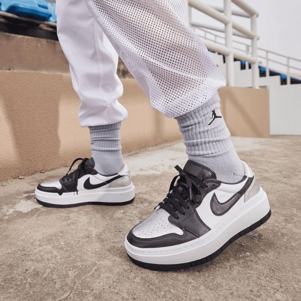 Air Jordan 1 Low SE Black Metallic Silver