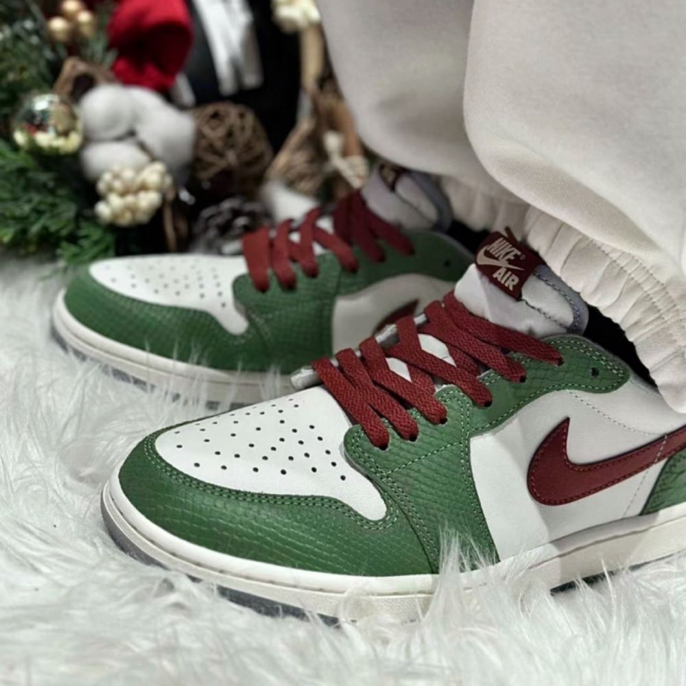 Air Jordan 1 Retro Low OG Year of the Dragon Red Green