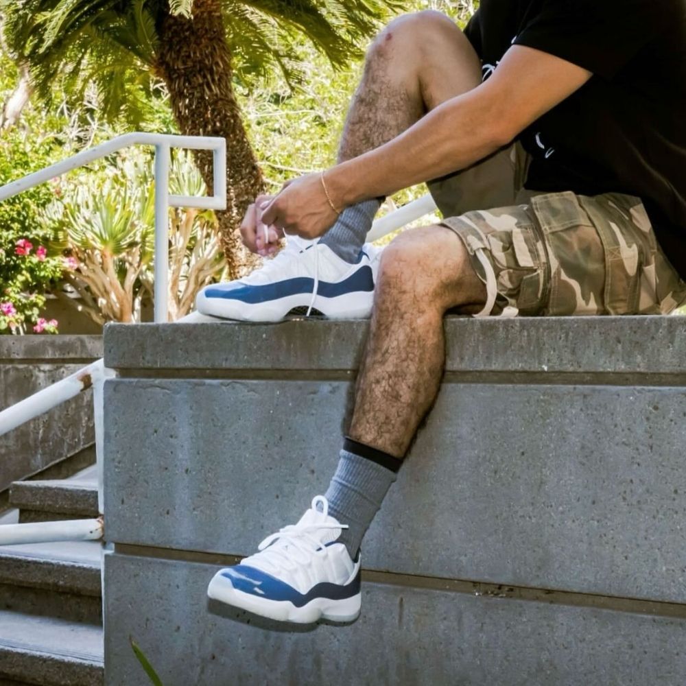 Air Jordan 11 Retro Low Diffused Blue