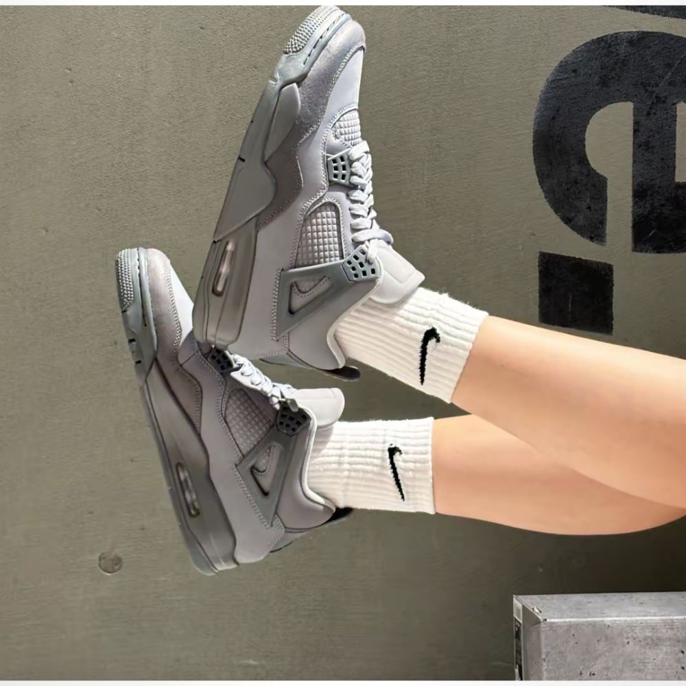 Air Jordan 4 SE Paris Olympics Wet Cement