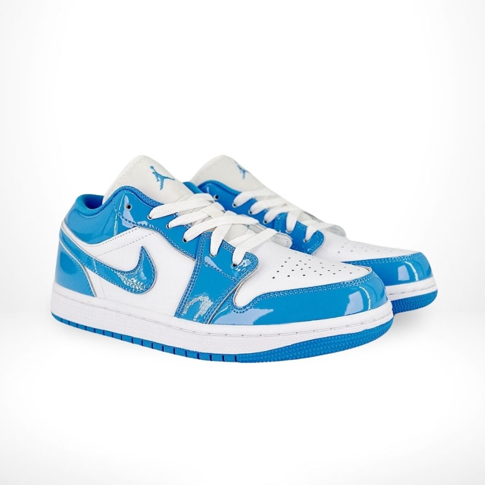 Air Jordan 1 Low SE Legend Blue