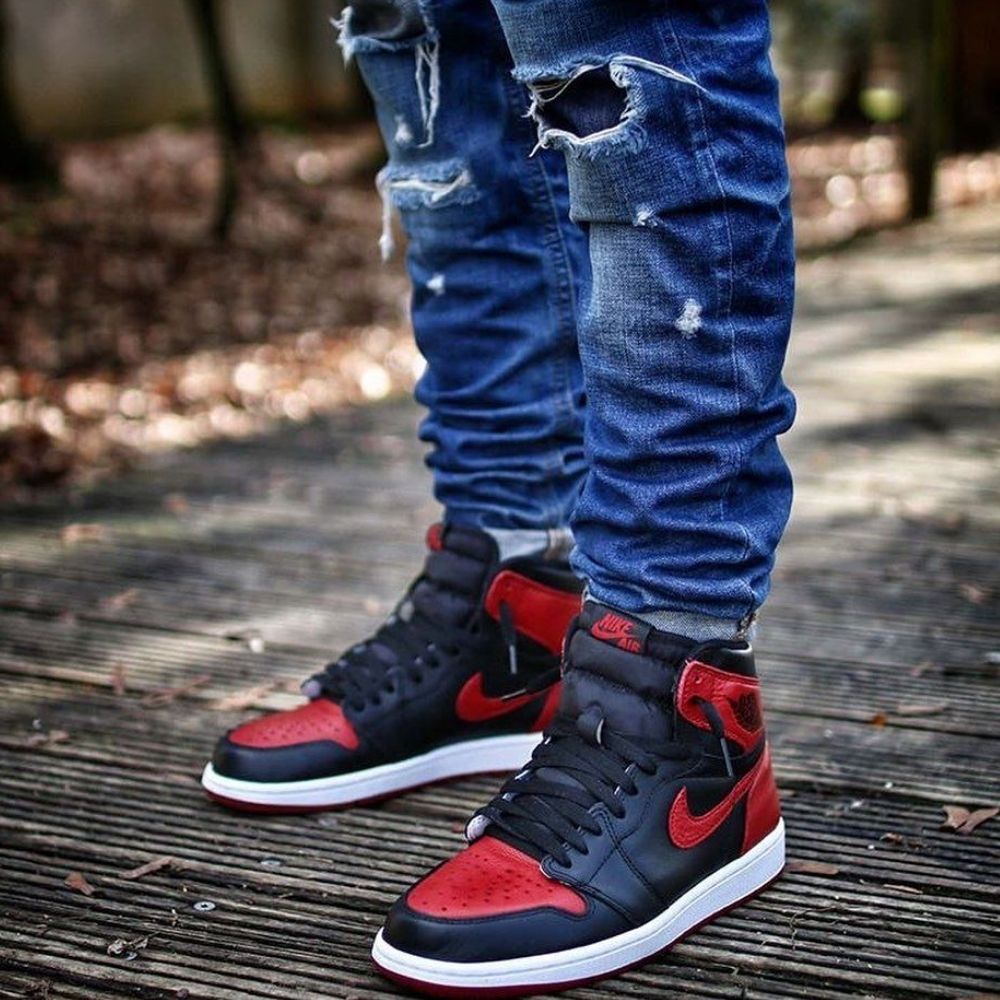 Air Jordan 1 Retro High OG Banned 2016
