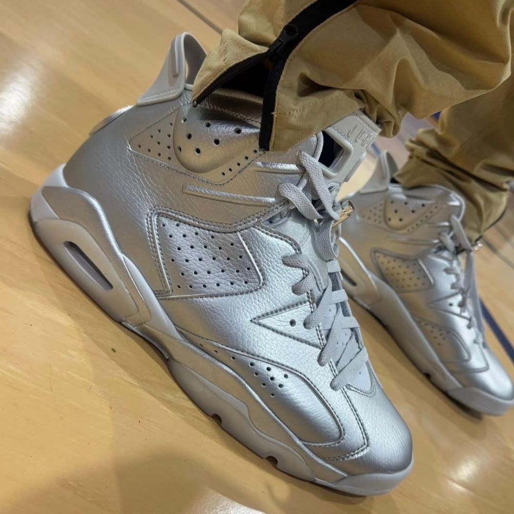 Air Jordan 6 Retro x Paris Saint Germain Silver
