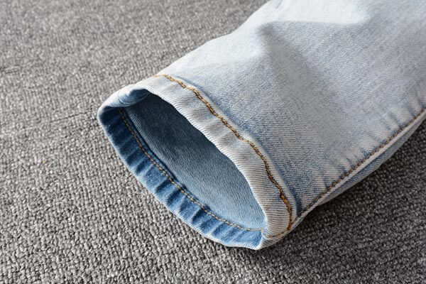 Amiri Fashion Jeans #685