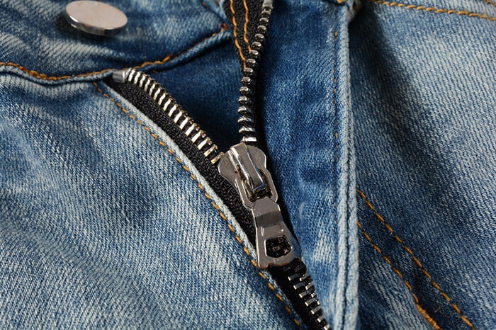 Amiri Fashion Jeans #828